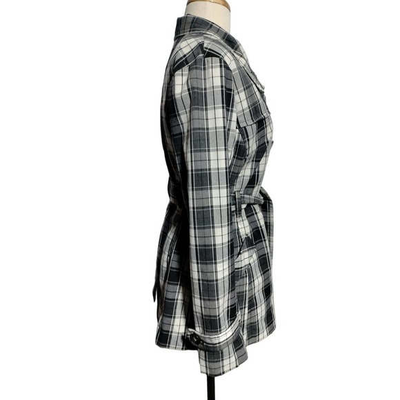 A. Byer black plaid pea coat with belt woman size medium - Picture 4 of 10